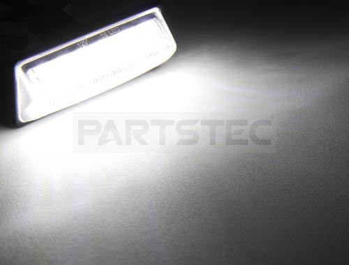 日産車用　LED ナンバー灯　純正ユニット交換タイプ