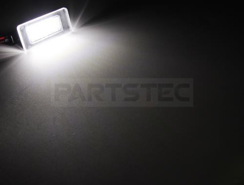 日産 C27 セレナ 専用 LED ライセンスランプユニット 純正交換タイプ ホワイト