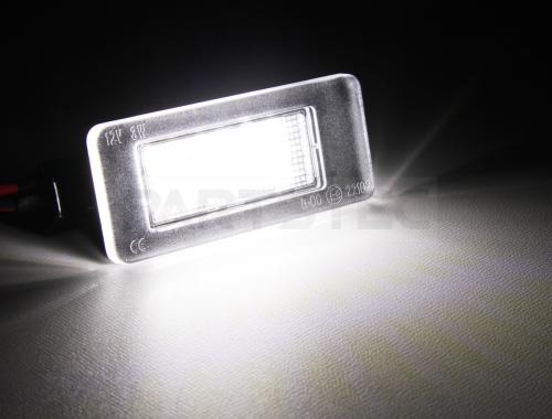 日産 C27 セレナ 専用 LED ライセンスランプユニット 純正交換タイプ ホワイト