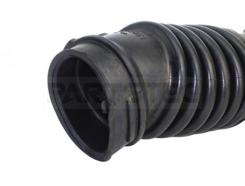 三菱用エアインテークホース 社外品